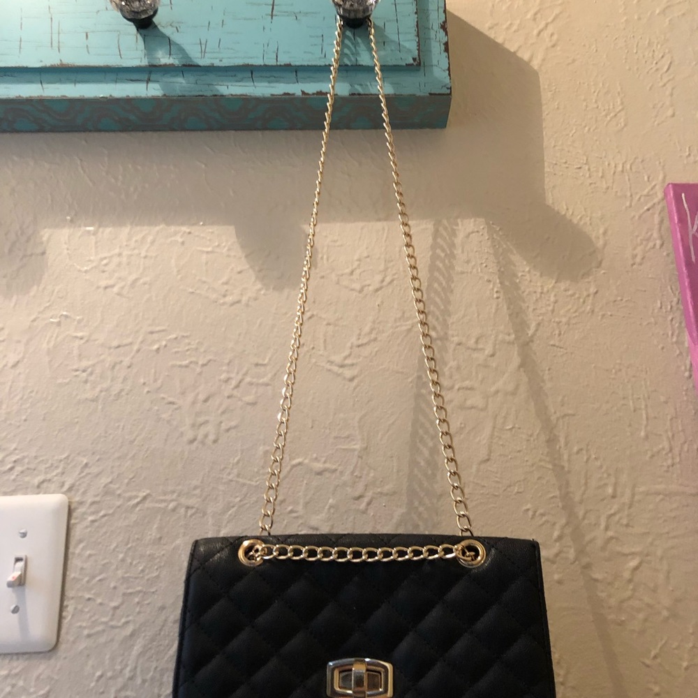 Black faux leather Express crossbody - Picture 4 of 4